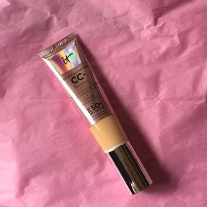 It cosmetics• CC+ cream